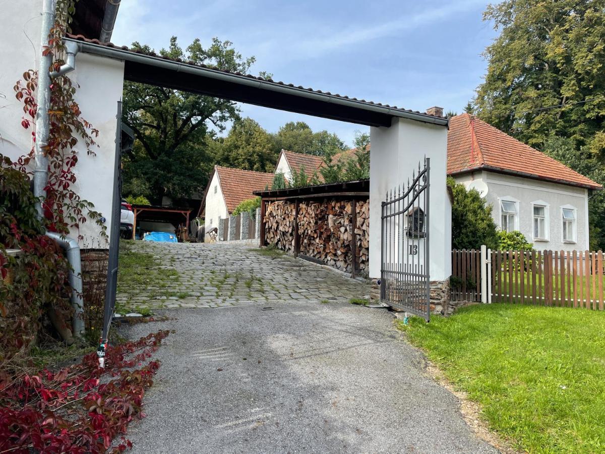 Apartman Beruska Krelovice Eksteriør bilde